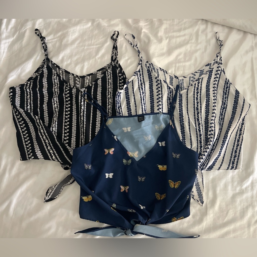 SHEIN Set of 3 Crop Top Knot Tie Front - Butterfly - Light Flowy Tank - Large